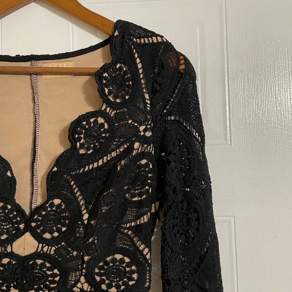 Love Triangle Black Lace Long Sleeve V-Neck Mini Dress - Picture 6 of 15